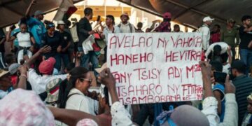 Ejercito toma el poder en Madagascar tras semanas de protestas masivas