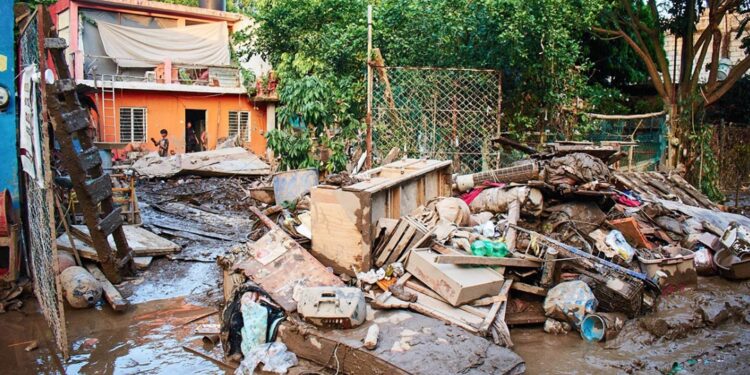 Aumentan a 66 los muertos y a 75 los desaparecidos por lluvias en cinco estados