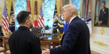 Trump advierte a Zelenski de que si no acepta las condiciones de Putin, Ucrania será destruida