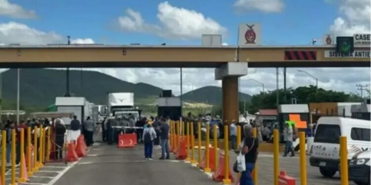 Agricultores toman carreteras del país: “merecemos precios justos”, exigen