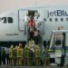 Al menos 15 personas fueron hospitalizadas tras un aterrizaje de emergencia de un vuelo de JetBlue en Florida