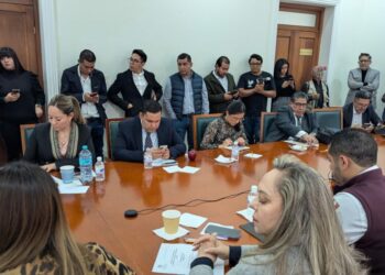 Patrones que no avisen de despido o renuncia de un deudor alimentario serán multados
