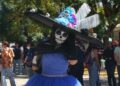 Estudiantes celebran la tradición, la cultura, la vida y la muerte