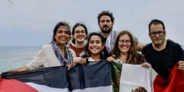 Mexicanos detenidos por Israel en la Flotilla Sumud Global serán enviados a centro de detención