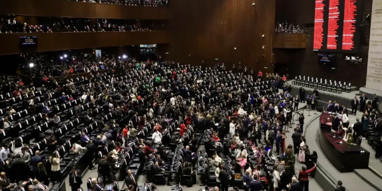 Diputados aprueban en lo general reforma a Ley de Amparo