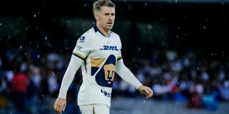 Aaron Ramsey deja Pumas tras perder a su perrita Halo