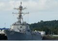 Destructor de EE.UU. bloquea ruta de petrolero ruso rumbo a Venezuela