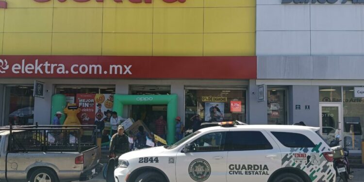 Refuerzan seguridad en la Huasteca por arranque del Buen Fin 2025; operativo transcurre con saldo tranquilo