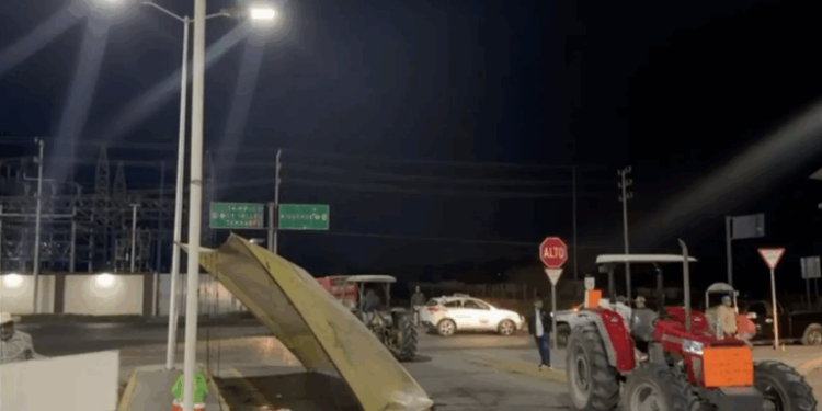 Liberan todos los bloqueos carreteros en SLP tras protestas por Ley de Aguas