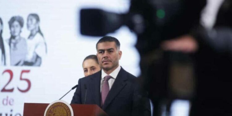 García Harfuch informa que escoltas de Carlos Manzo volverán a declarar; investigan por qué abatieron al sicario