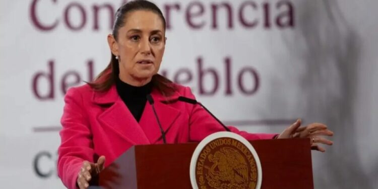 Sheinbaum Cuestiona Marcha del 15 de Noviembre: Pide Saber Quién Convoca Realmente Tras Adopción por la Oposición