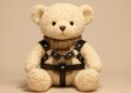 Suspenden la venta de un peluche con IA que dio consejos sobre prácticas sexuales de BDSM y dónde encontrar cuchillos