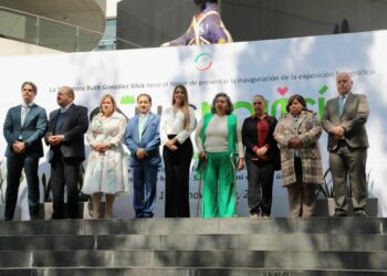 Ruth González inauguró la exposición fotográfica “San Luis Potosí: Raíces, Cultura y Tradición” en el Senado