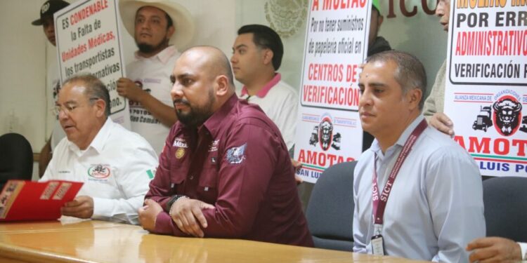 Otorgan plazo a transportistas para cumplir con verificación mecánica y ambiental