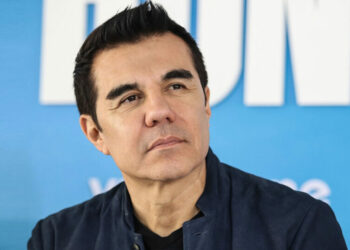Adrián Uribe es hospitalizado y operado de emergencia: “todo salió bien”