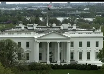 Balean a dos elementos de la Guardia Nacional en Washington, cerca de la Casa Blanca