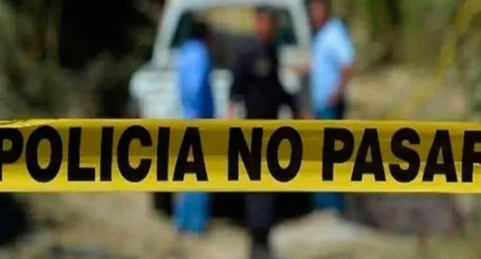 Investigan hallazgo de una persona sin vida en libramiento de cuota de Matehuala