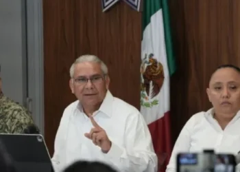 Hallan al menos 16 cuerpos en cementerio clandestino cerca de Cancún