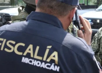 Huyen todos los policías municipales de Ario de Rosales, Michoacán, tras operativo sorpresa de la FGE