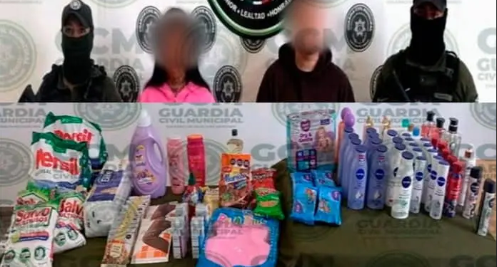 Detienen a pareja por presunto robo en Aurrerá de Soledad