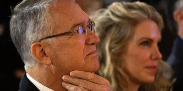 Juez ordena a Grupo Salinas presentar moción de suspensión en 48 horas ante demanda de acreedores