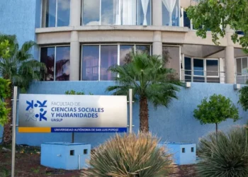 Denuncian a Norma Ariceaga por violentar a trabajadores administrativos de la FCSH