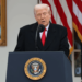 Trump llama “estúpida” a reportera por cuestionarlo sobre Biden