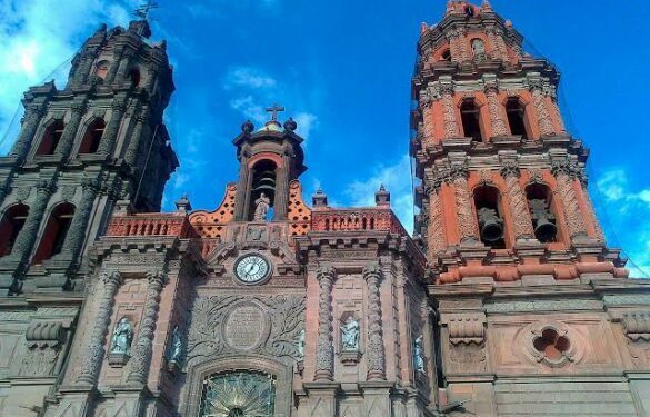 Familias Católicas por San Luis piden cancelar el evento Expediente 6:99 psiquiátrico