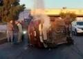 Camioneta vuelca en Salvador Nava; sin lesionados graves