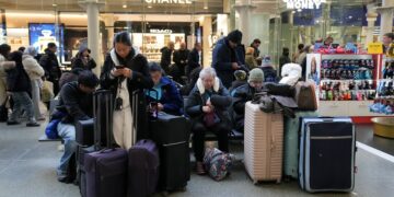 Suspenden los trenes entre Londres, París, Ámsterdam y Bruselas; reportan incidente técnico en túnel bajo el canal de la Mancha