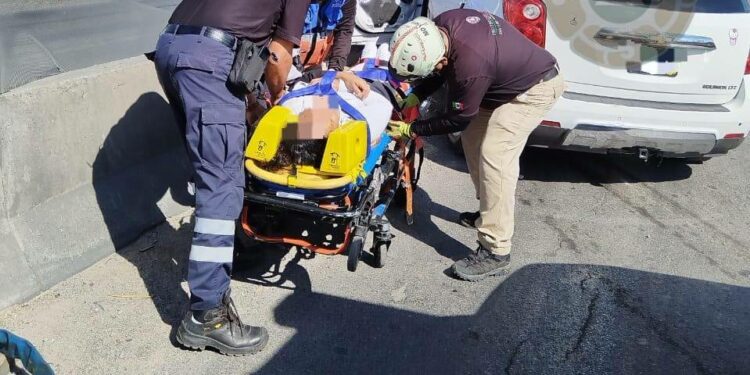 Accidente en Antonio Rocha Cordero deja a una mujer lesionada; fue trasladada a un hospital