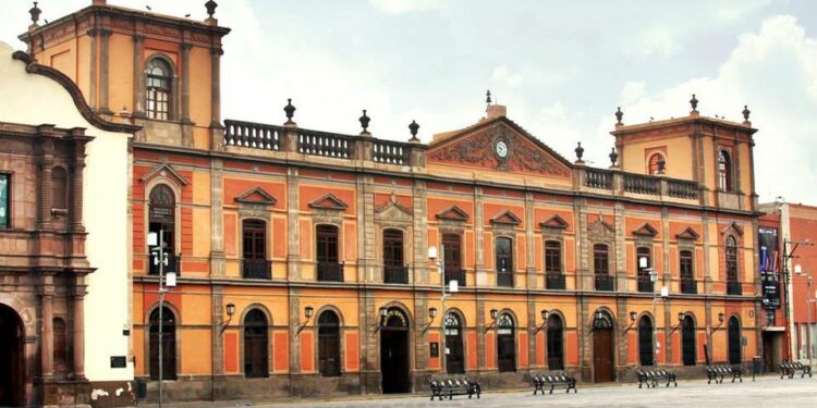 Piden respeto de la UASLP al Congreso