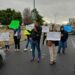 Padres y madres de familia protestan por cierre de guardería