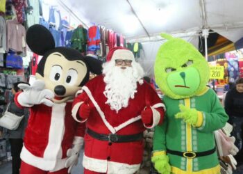 Ambiente festivo en la Expo Fabricantes Ropa, Piel y Calzado 2025
