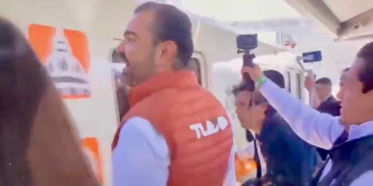 Se le va el Tren a alcalde de Tlajomulco en la inauguración de la Línea 4