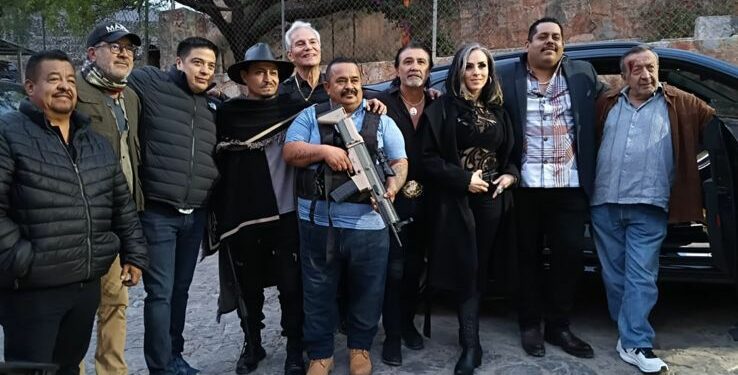 Graban película “Tres Peligrosos Compadres 2” en Cerro de San Pedro