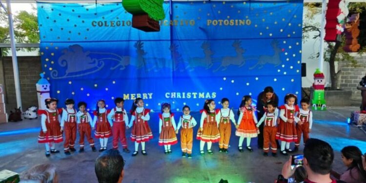 Festival Navideño del Colegio Educativo Potosino