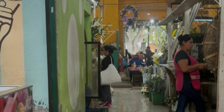 Abandono y falta de vigilancia por parte del Ayuntamiento afectan al Mercado de La Merced