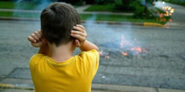 Uso de pirotecnia afecta la salud emocional de niños con autismo