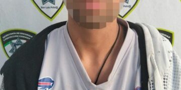 Detienen a sujeto señalado de robo con violencia a tienda OXXO