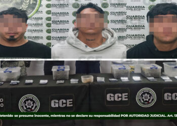 Caen tres presuntos dealers tras intentar huir