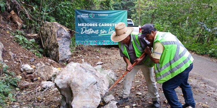 JEC atiende 42 caminos afectados por lluvias en 15 municipios