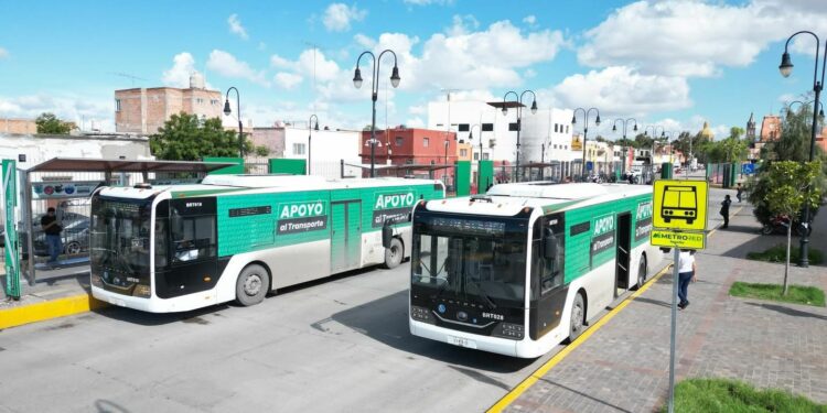 SCT anuncia horarios del transporte público por fin de año