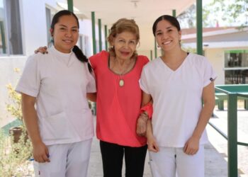 El DIF Estatal llevó a cabo una campaña de vacunación invernal en el Instituto Geriátrico Nicolás Aguilar