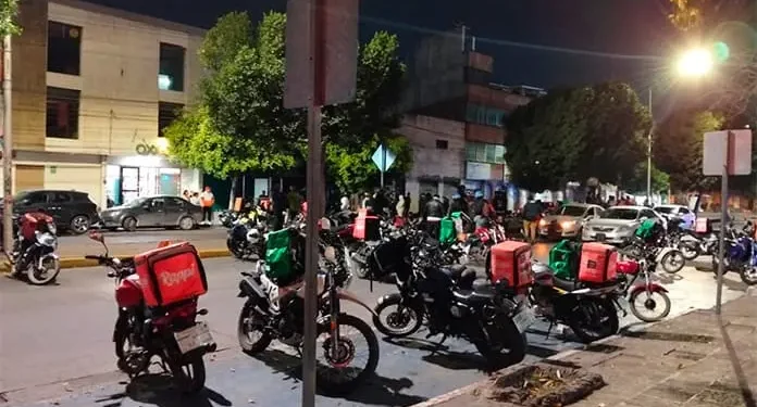 Balean a repartidor durante asalto en Santos Degollado