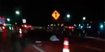 Motociclista muere tras brutal impacto en carretera a Rioverde