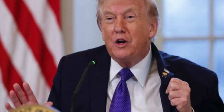 EU impondrá aranceles de 25% a países que hagan negocios con Irán: Trump
