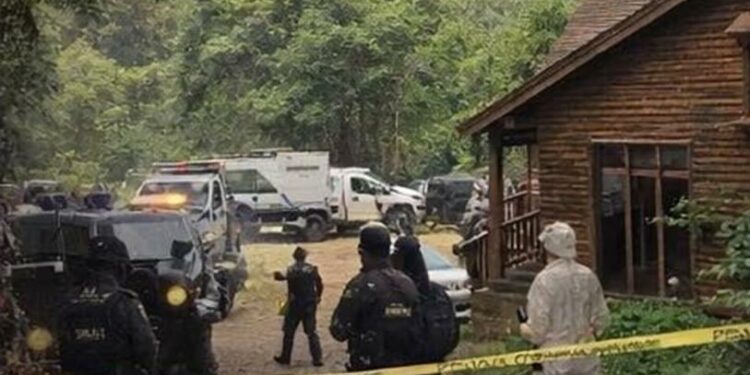 Investigan muerte de 4 arquitectos en una cabaña de Jalisco; esto sabemos