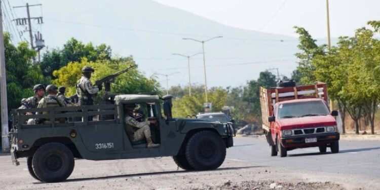 Fallece hombre de 80 años tras la explosión de una mina casera antipersona en Michoacán