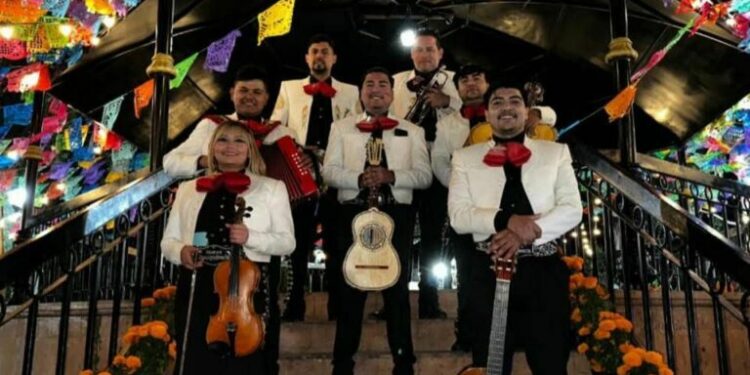 Mariachi Nueva Descendencia lleva la tradición en SLP